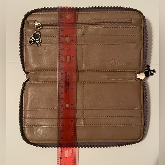 TokiDoki Tan Faux Leather Wallet - Picture 15 of 15